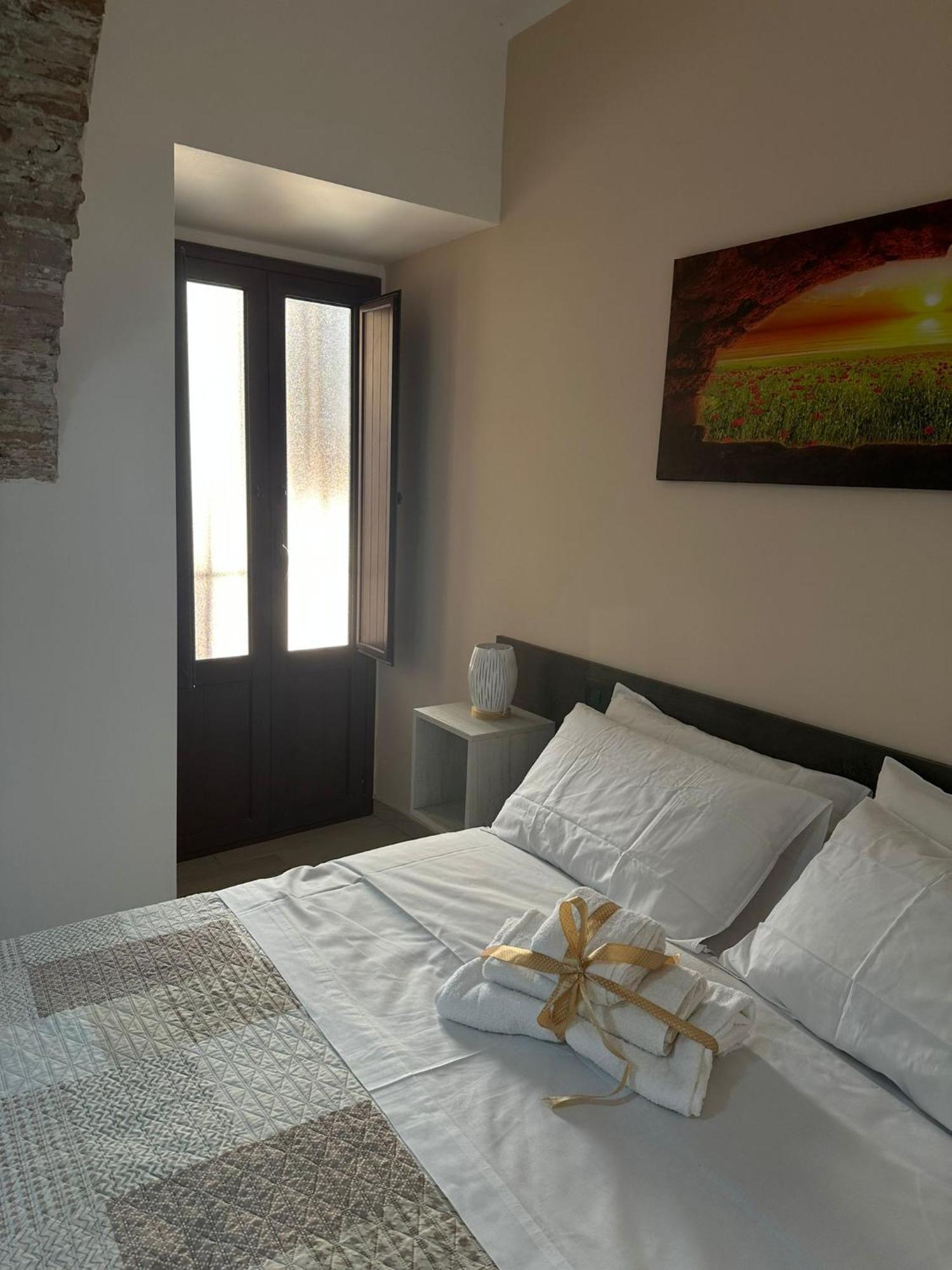 Kalgheros Luxury Rooms Agrigento Exterior foto
